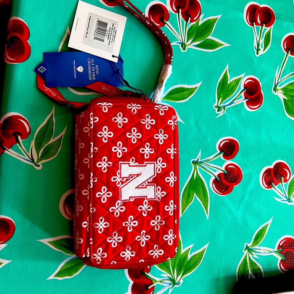 Vera Bradley RFID All in one crossbody University of Nebraska